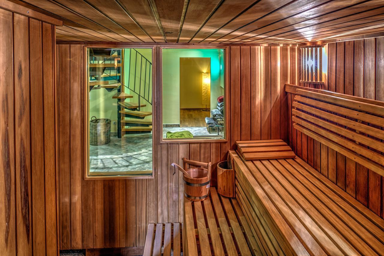 Landhotel Schwarzer Adler Sülzetal Kültér fotó